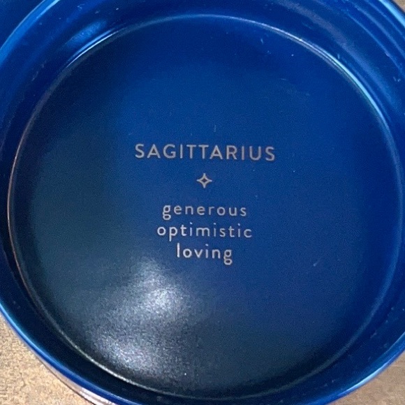 Zodiac “Sagittarius” round ceramic decorative trinket box-sign attributes inside - Picture 3 of 12